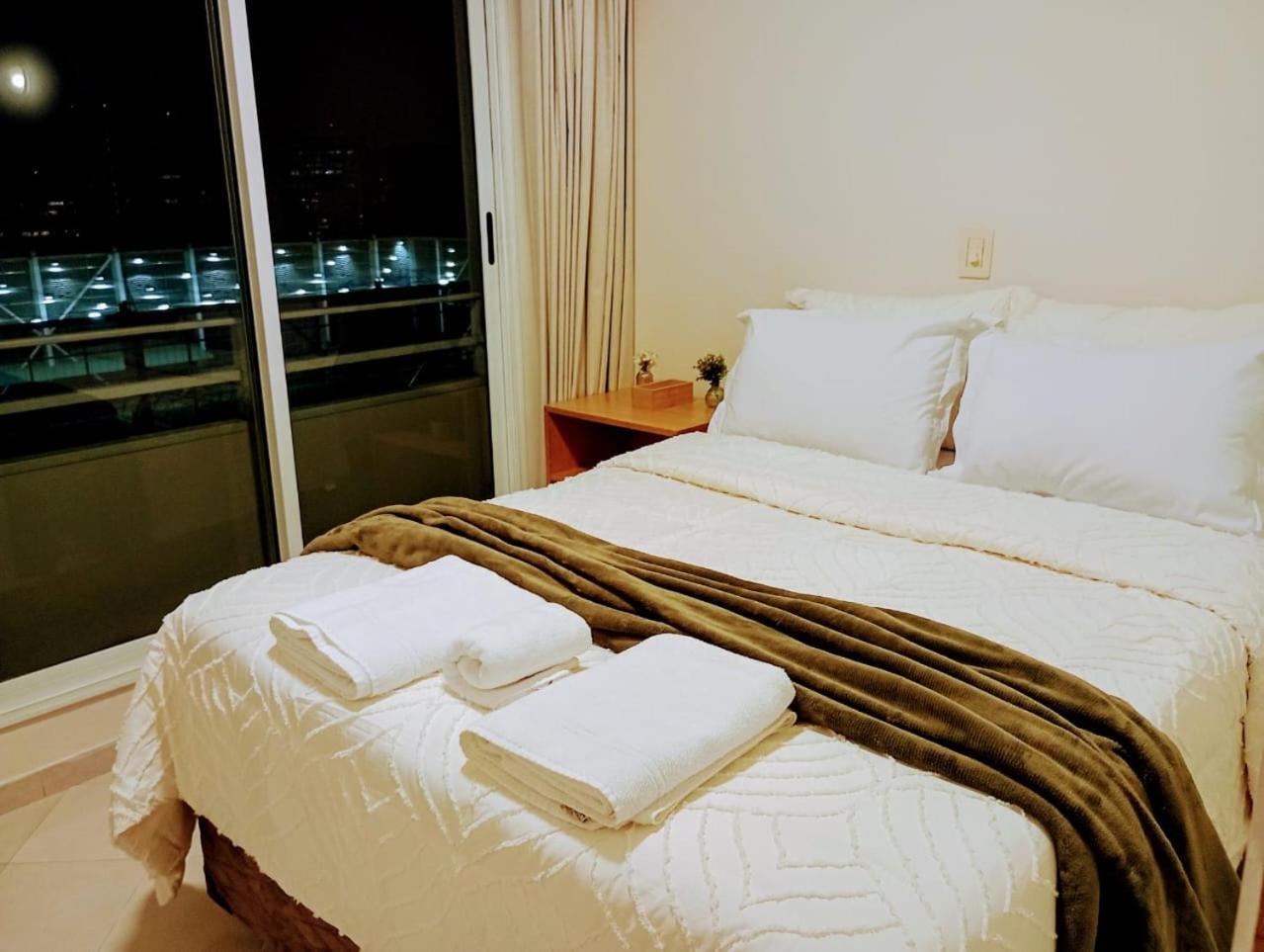 Em Frente Ao Shopping & Allianz Parque Apartamento *